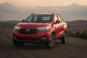 Fiat Strada Volcano Cabine Dupla 2020 года 
